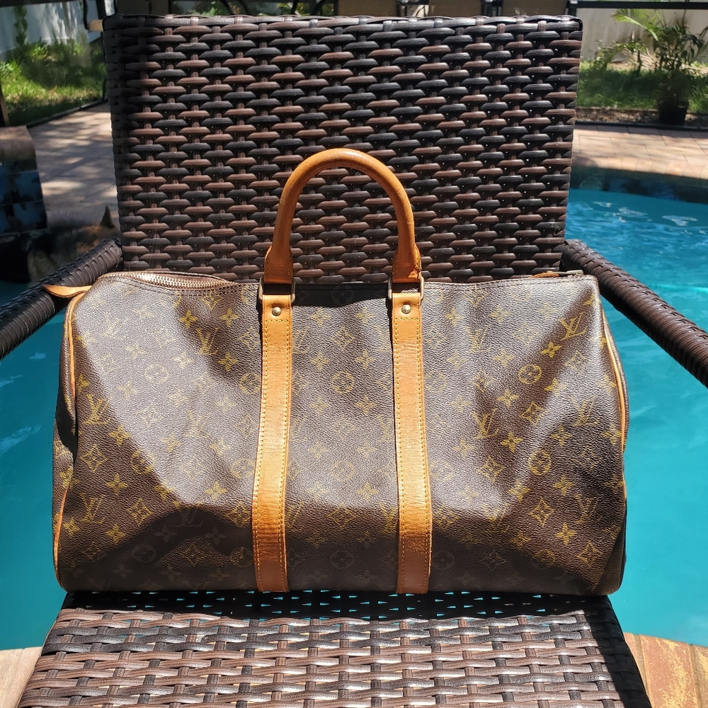 Authentic Louis Vuitton Keepall 45 - Picture 4 of 16